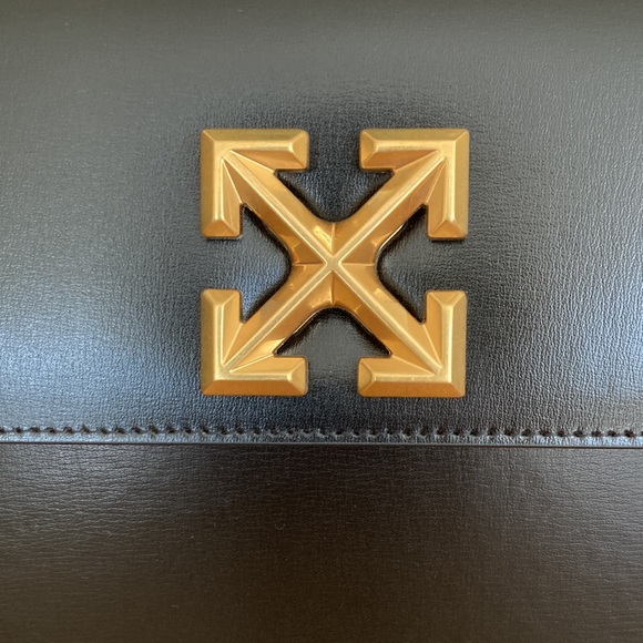 Off-white leather bag - Picture 2 of 11